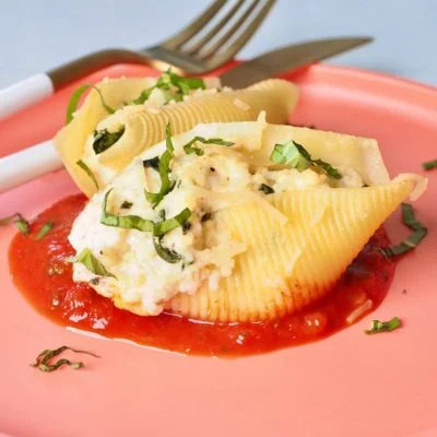 Stuffed Shells with Spinach and Cheese Vegan Recipe