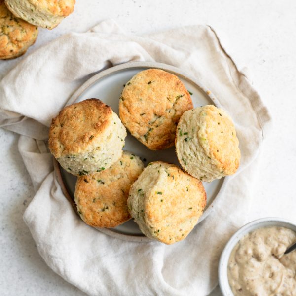 Sour Cream Chive Biscuits-1